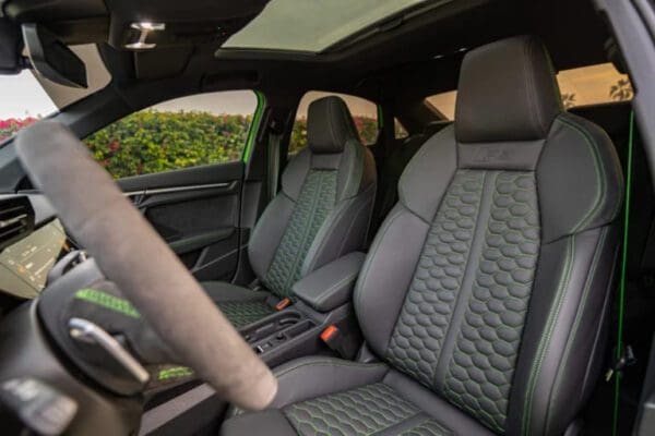 Audi RS3 2024 - Image 6