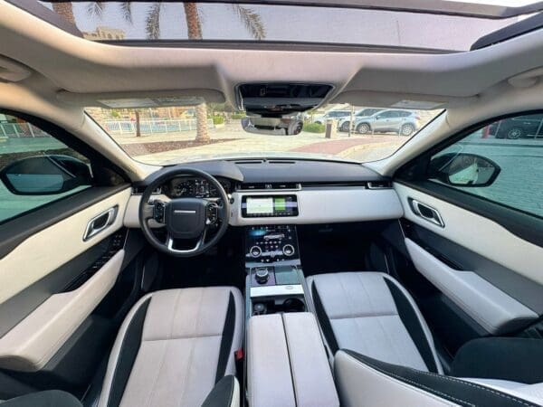 Land Rover Range Rover Velar 2023 - Image 8