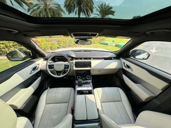 Range Rover Velar R-Dynamic 2023 - Image 8