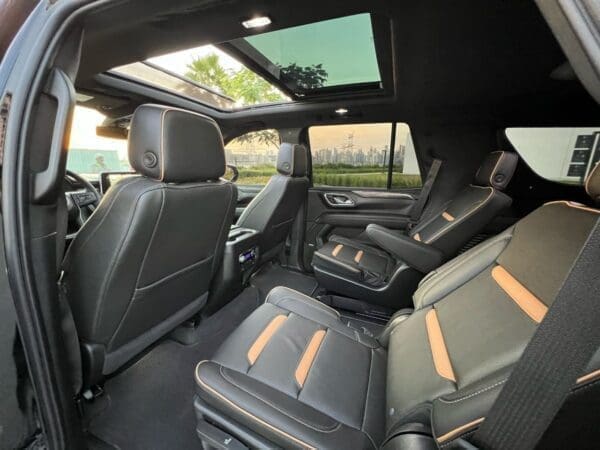 GMC Yukon 2023 - Image 11