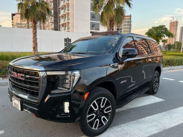 GMC Yukon 2023 - Image 2