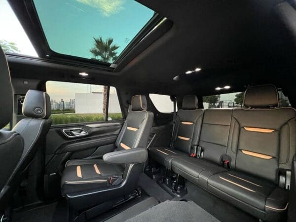 GMC Yukon 2023 - Image 3