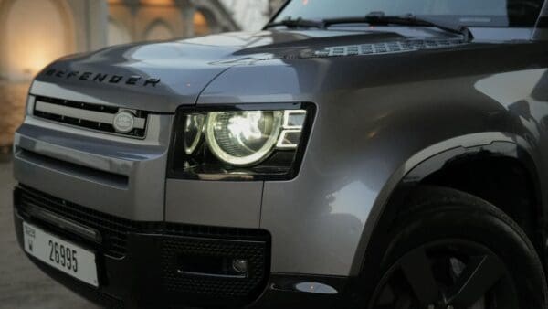 Land Rover Defender XS V6 2023 - Image 4