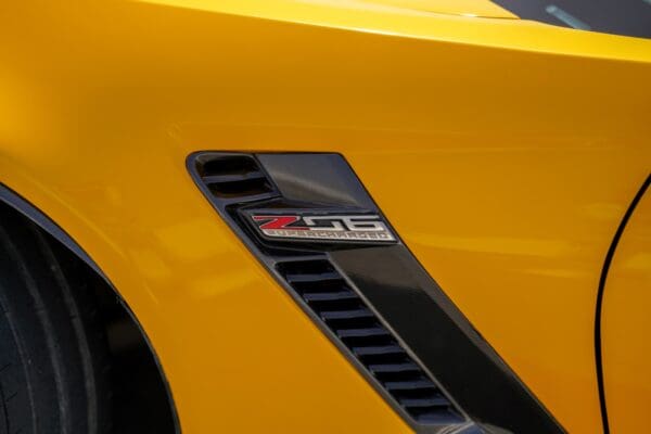 Corvette C7 Stingray Convertible 2022 - Image 11