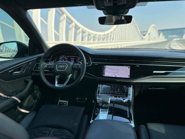 Audi RS Q8 2023 - Image 8