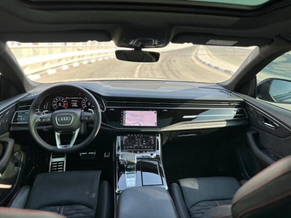 Audi RS Q8 2023 - Image 10