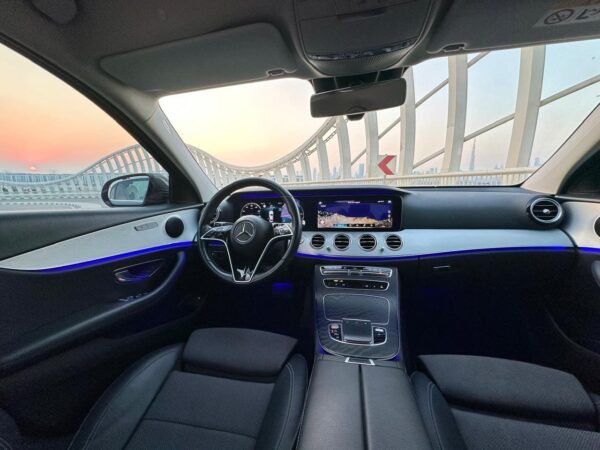 Mercedes-Benz E200 2023 - Image 7