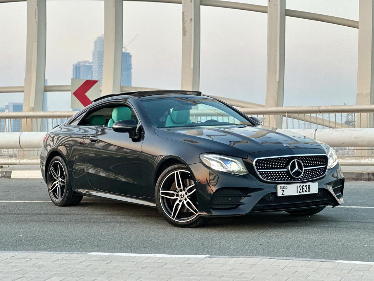 Mercedes-Benz E300 Coupe 2022