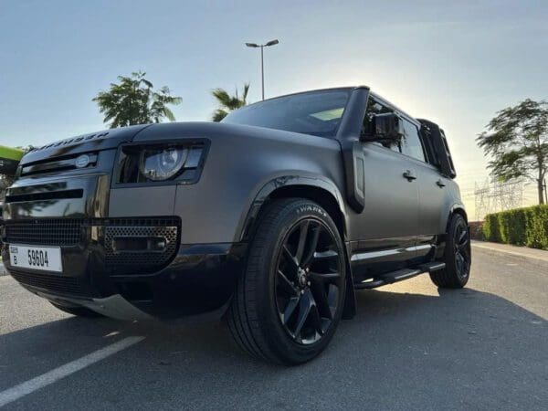 Land Rover Defender 110 2023 - Image 3