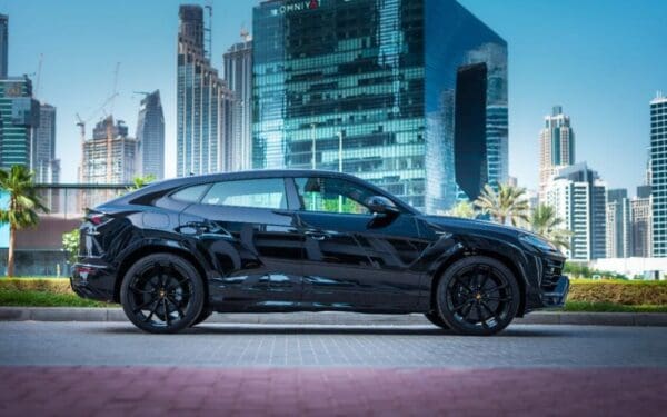 Lamborghini Urus 2023 - Image 4