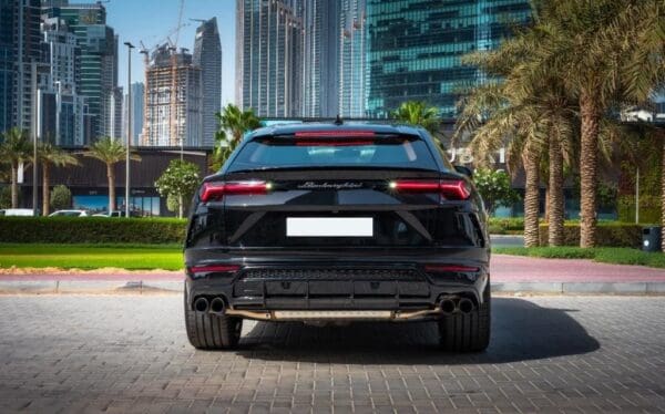 Lamborghini Urus 2023 - Image 9