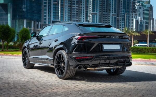 Lamborghini Urus 2023 - Image 8