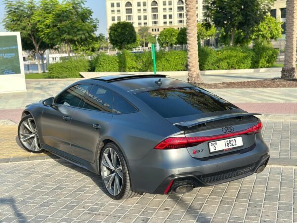 Audi RS7 2022 - Image 7
