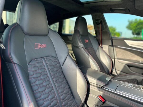 Audi RS7 2022 - Image 12